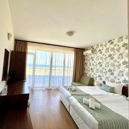 Sea View Szálloda 2*